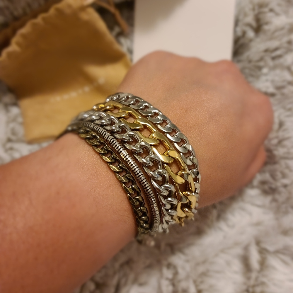 Cuff bracelet
